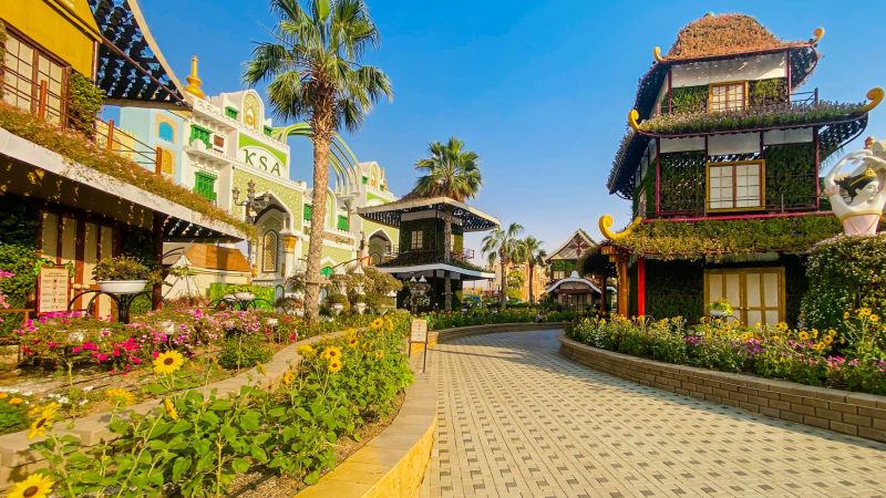 Is Global Village Reopening the Best Travel Experience This Season?