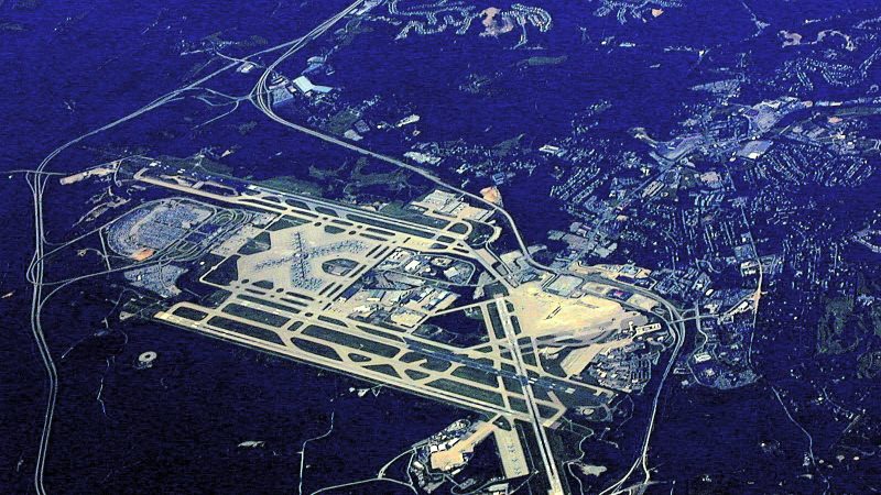 Pittsburgh International Airport: Is the New Terrace Worth It?